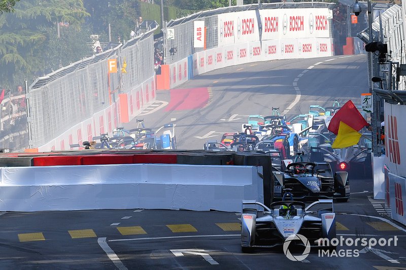 Felipe Massa, Venturi Formula E, Venturi VFE05, coupe la chicane après le carambolage