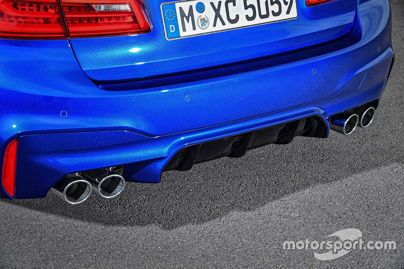 Фрагмент нового BMW M5