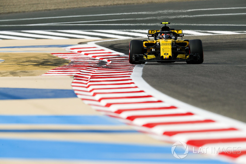 Карлос Сайнс, Renault R.S.18