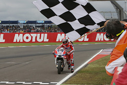 Andrea Dovizioso, Ducati Team pushes his bike across the line