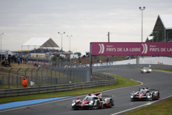 #6 Toyota Racing, Toyota TS050 Hybrid: Stéphane Sarrazin, Mike Conway, Kamui Kobayashi und #5 Toyota