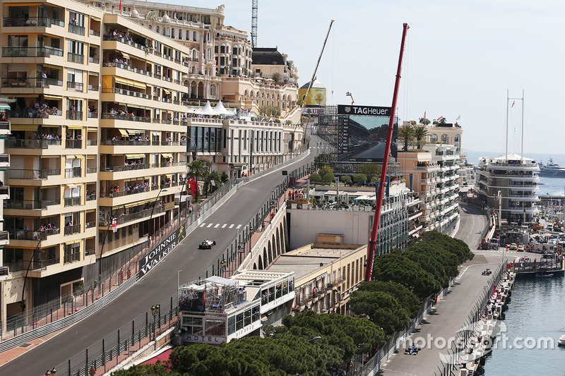 Romain Grosjean, Haas, und Marcus Ericsson, Sauber