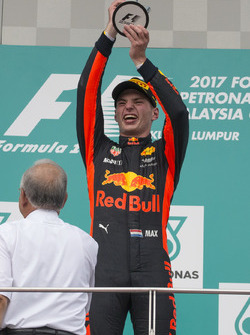 Podium: Race winner Max Verstappen, Red Bull Racing celebrates
