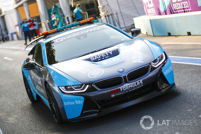 Qualcomm i8 Safety Car