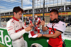 Charles Leclerc, Sauber, in griglia