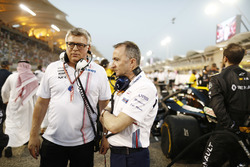 Otmar Szafnauer, Operasyon Şefi, Force India, ve Paddy Lowe, Williams Martini Racing Formula 1
