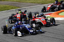 Ferdinand Habsburg, Carlin, Dallara F317 - Volkswagen, Callum Ilott, Prema Powerteam, Dallara F317 - Mercedes-Benz