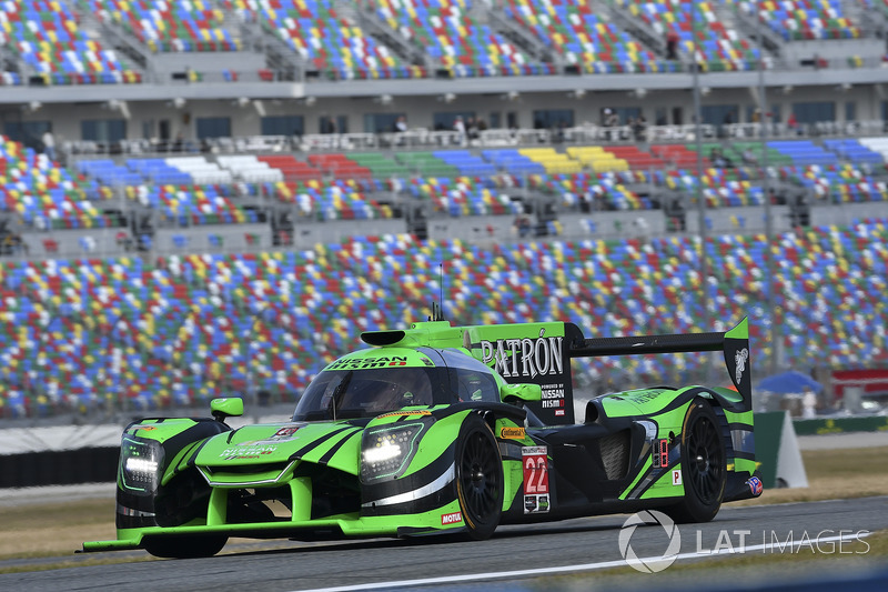 #22 Tequila Patron ESM Nissan DPi, P: Піпо Дерані, Йоханнес ван Овербек, Ніколя Лап'єрр