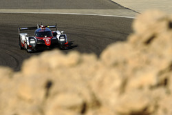 #8 Toyota Gazoo Racing Toyota TS050-Hybrid: Sebastien Buemi, Anthony Davidson, Kazuki Nakajima