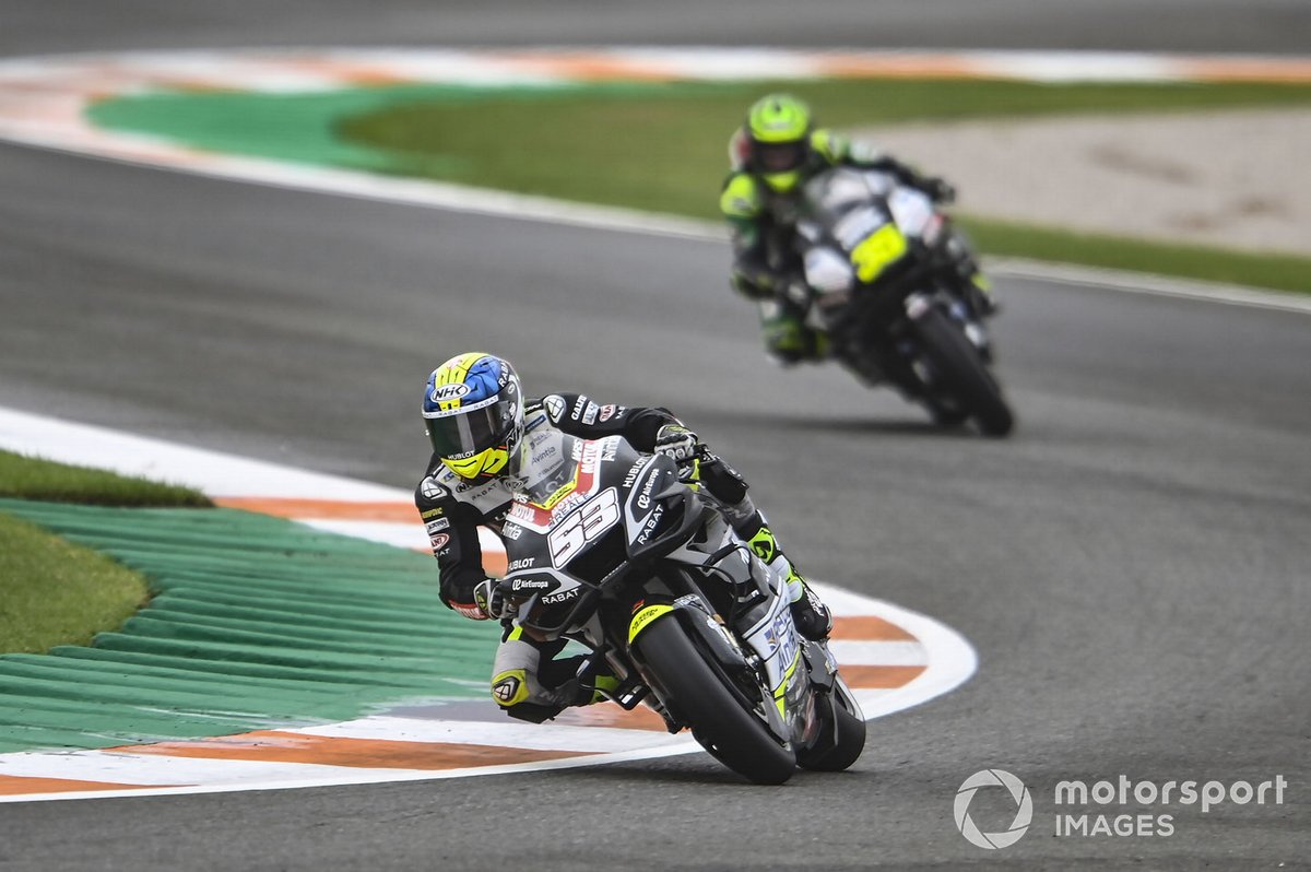 Pembalap Tito Rabat harus mengakhiri kariernya di MotoGP setelah kesulitan tampil kompetitif dengan Tim Avintia Racing pada musim 2020.