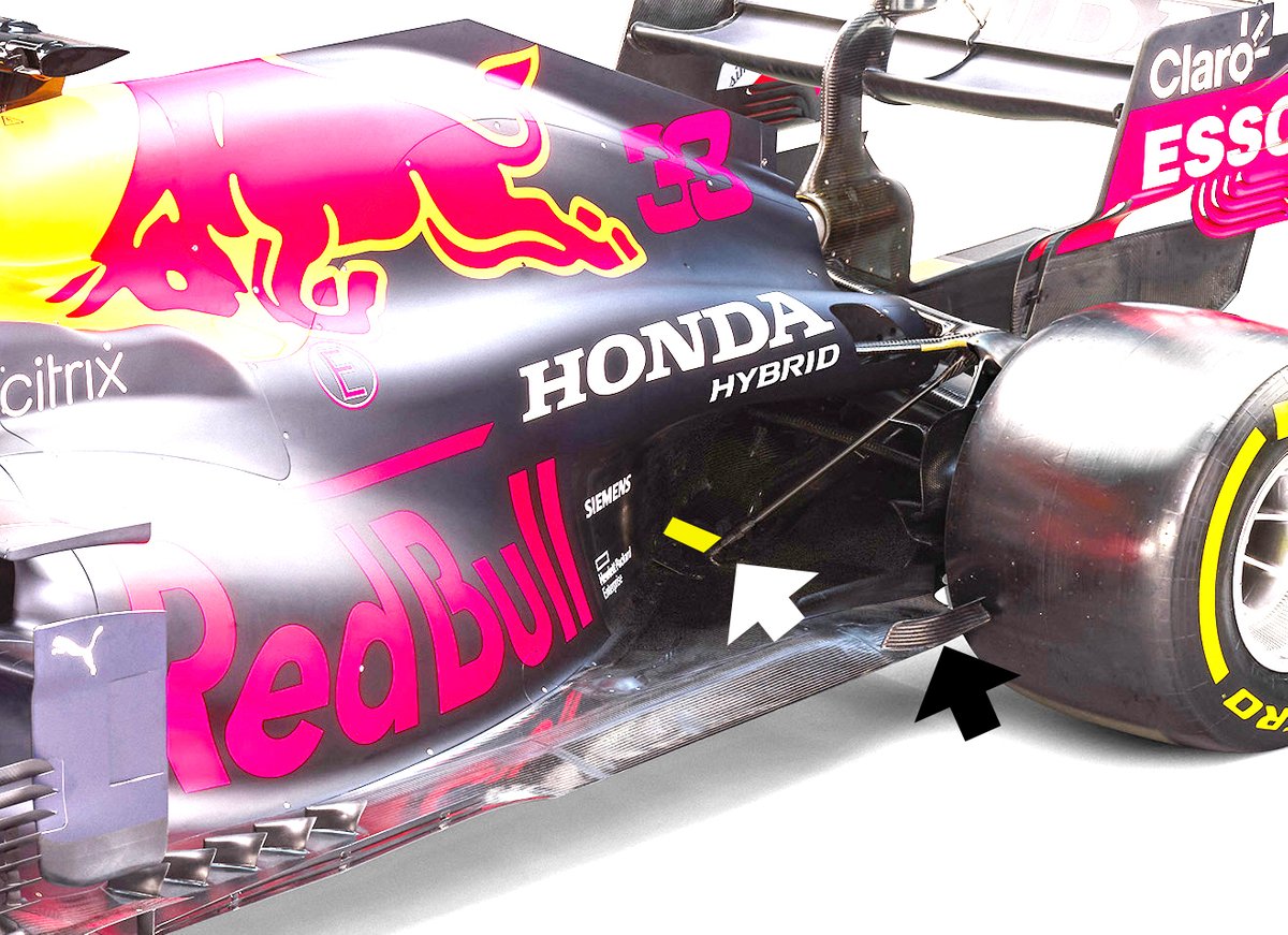 Bagian belakang lantai Red Bull Racing RB16B yang mengalami perubahan signifikan.