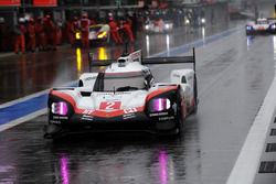 #2 Porsche Team Porsche 919 Hybrid: Timo Bernhard, Earl Bamber, Brendon Hartley