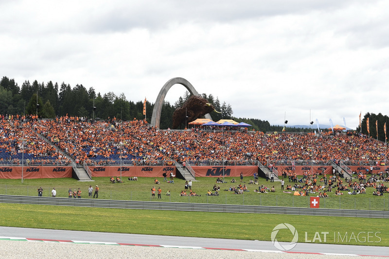 Max Verstappen szurkolói Spielbergben.