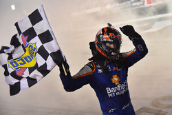 Race winner Kyle Busch, Kyle Busch Motorsports Toyota