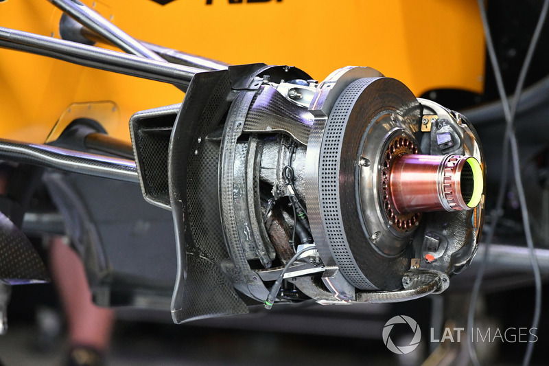 Renault Sport F1 Team RS17 ön fren detay