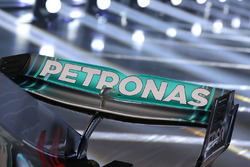 Mercedes AMG F1 W09 arka kanat detay