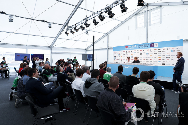 Alejandro Agag, CEO, Formula E, with Nico Rosberg, Formula E investor, Hugo Boss Ambassador, in the press conference