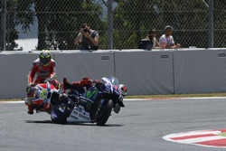 Андреа Янноне, Ducati Team, Хорхе Лоренсо, Yamaha Factory Racing crash