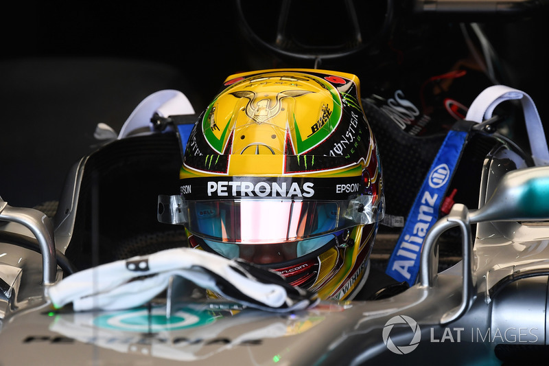 Льюіс Хемілтон, Mercedes-Benz F1 W08