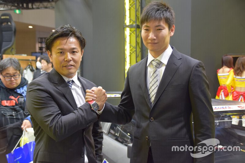 #18 UPGARAGE NSX GT3のドライバーに決まった松浦孝亮と小林崇志