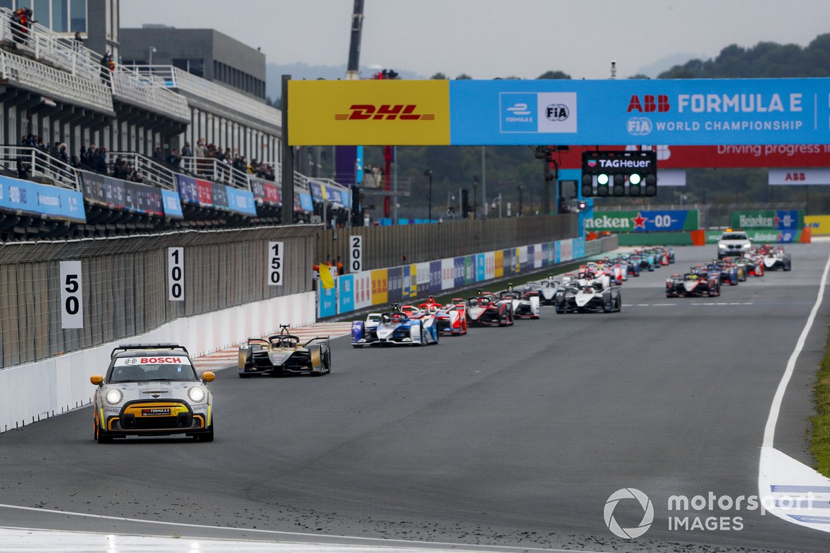 Safety Car Antonio Felix Da Costa, DS Techeetah, DS E-Tense FE21, Maximilian Gunther, BMW i Andretti Motorsport, BMW iFE.21