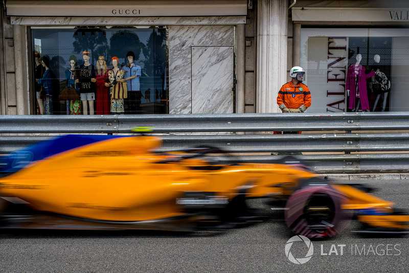 Stoffel Vandoorne, McLaren MCL33