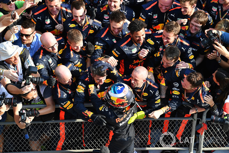 Yarış galibi Daniel Ricciardo, Red Bull Racing
