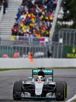 Lewis Hamilton, Mercedes AMG F1 W07 Hybrid