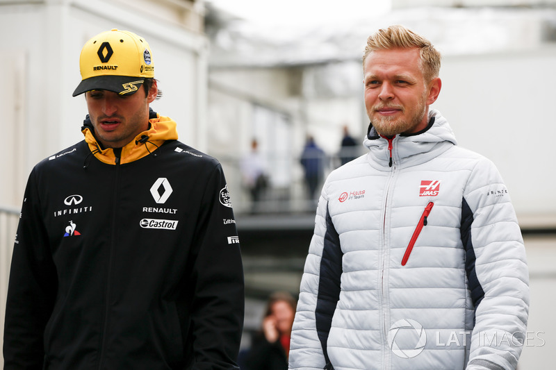 Carlos Sainz Jr., Renault Sport F1 Team, Kevin Magnussen, Haas F1 Team