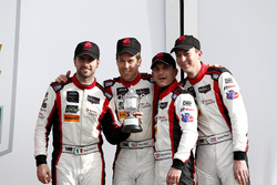Victory lane, terzo posto GTD: #48 Paul Miller Racing Lamborghini Huracan GT3: Madison Snow, Bryan S