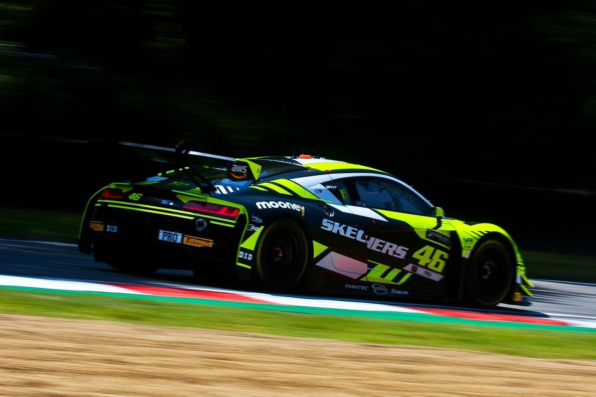 #46 Team WRT Audi R8 LMS evo II: Valentino Rossi, Frédéric Vervisch