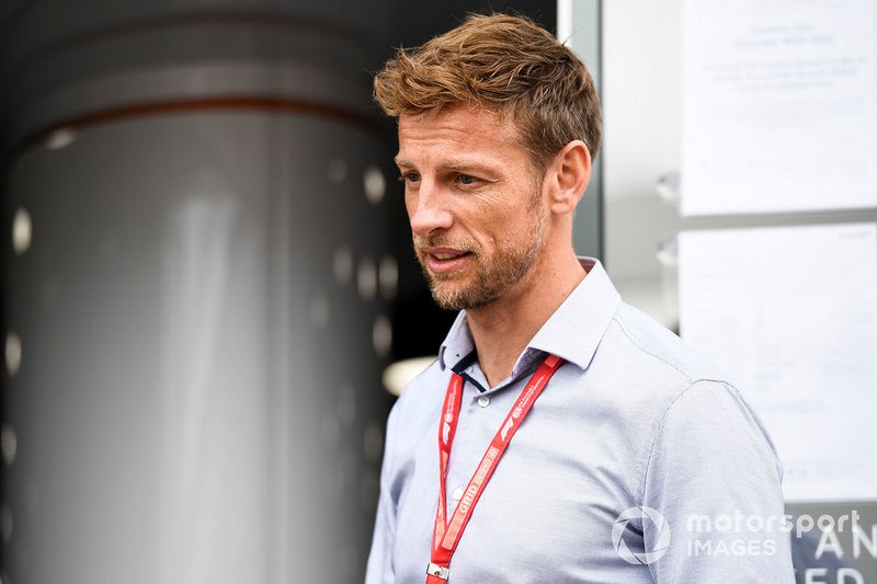 Juara dunia Formula 1 2009, Jenson Button.