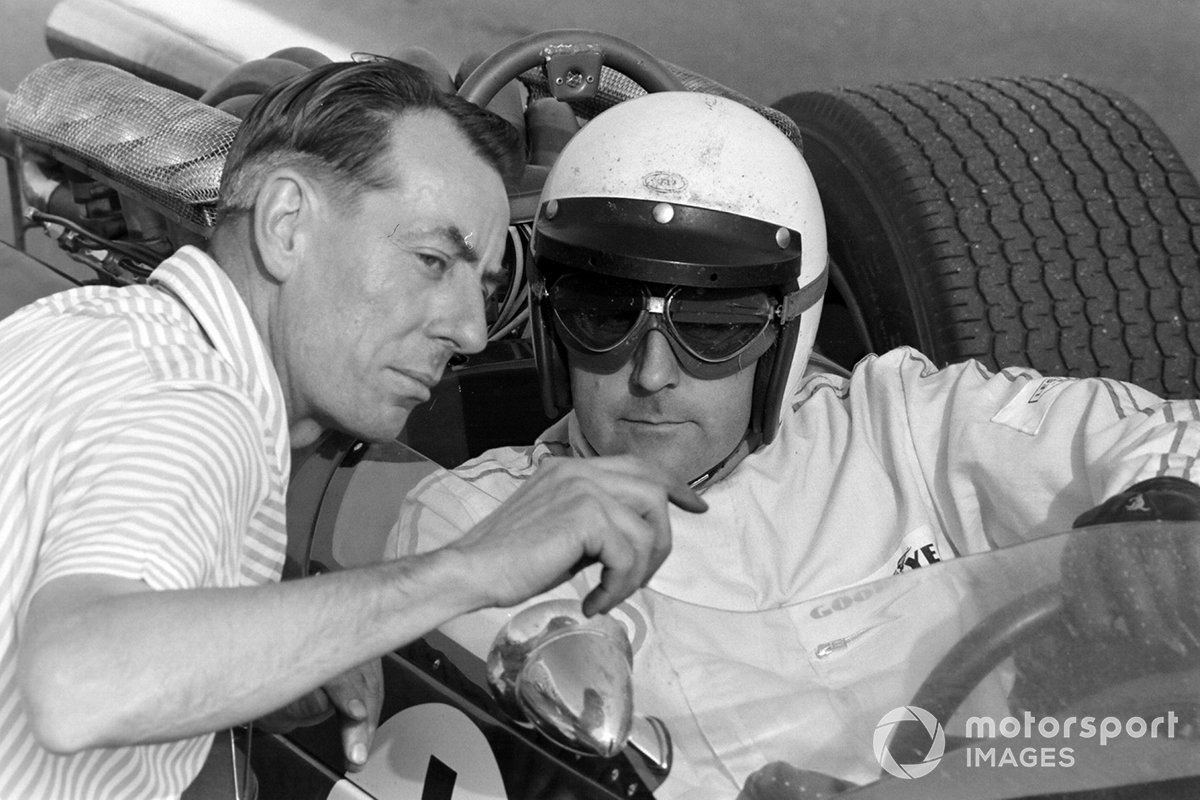 Рон Торанак и Джек Брэбэм, Brabham BT24 Repco