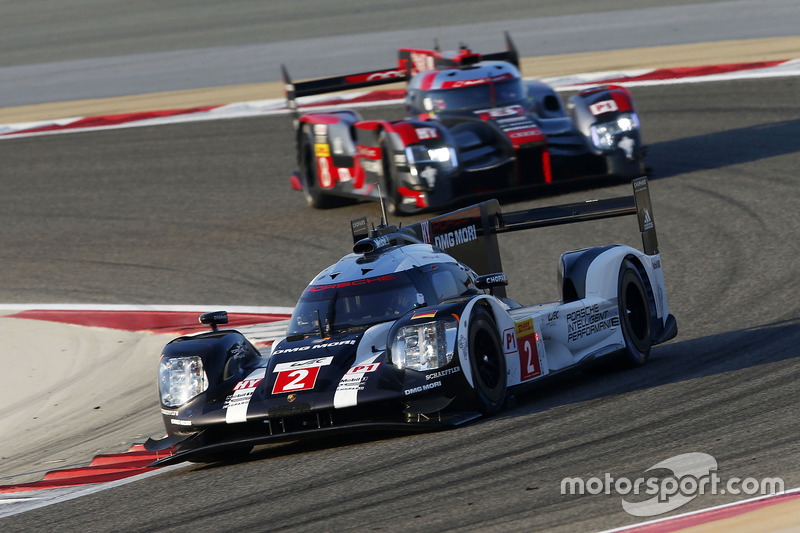 #2 Porsche Team Porsche 919 Hybrid: Romain Dumas, Neel Jani, Marc Lieb, #8 Audi Sport Team Joest Audi R18: Lucas di Grassi, Loic Duval, Oliver Jarvis