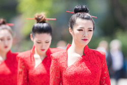 Chinese Grid Girls