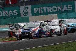 Тін Сінтраі, Honda Civic TCR, Team Thailand та Кевін Глісон, Honda Civic TCR, West Coast Racing