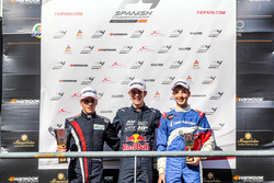 Podium: tweede Juho Valtanen, winnaar Richard Verschoor en derde Alexander Vartanyan