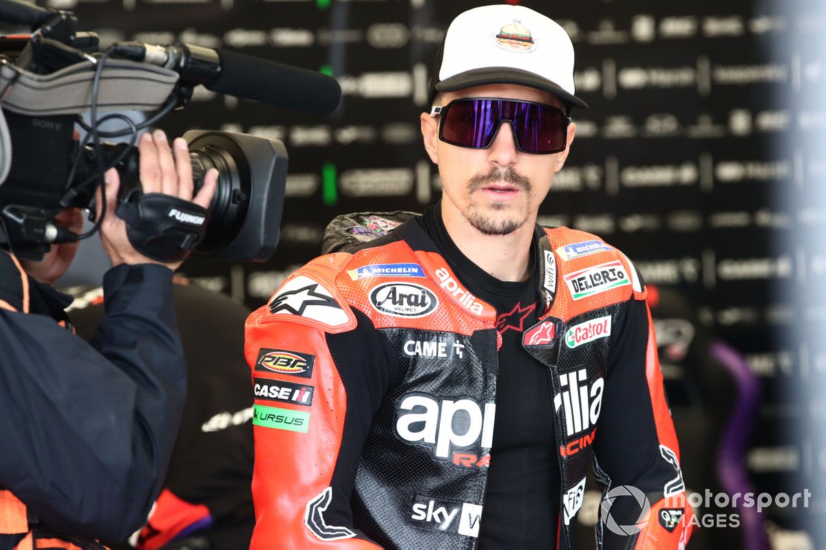 Maverick Vinales, Aprilia Racing Team