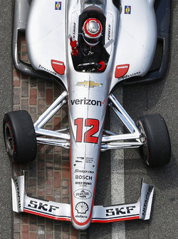 El ganador de la carrera Will Power, el equipo Penske Chevrolet entra en el círculo de la victoria