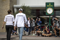 Lewis Hamilton, Mercedes AMG F1 and photographers