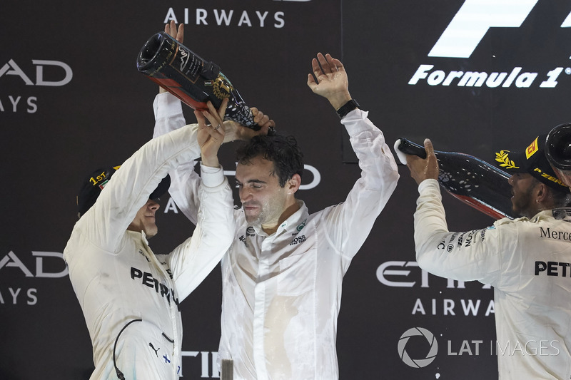 Podyum: 2. Lewis Hamilton, Mercedes AMG F1, yarış galibi Valtteri Bottas, Mercedes AMG F1
