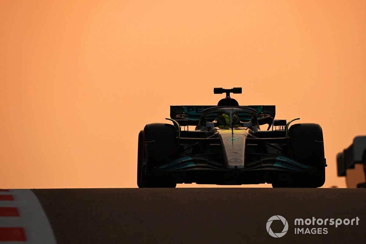 Lewis Hamilton, Mercedes W13