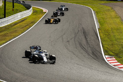 Felipe Massa, Williams FW40, Nico Hulkenberg, Renault Sport F1 Team RS17, Kevin Magnussen, Haas F1 T