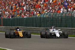 Felipe Massa, Williams FW40, Jolyon Palmer, Renault Sport F1 Team RS17