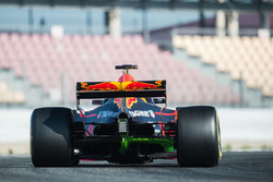 Max Verstappen, Red Bull Racing RB13, mit FlowViz-Farbe