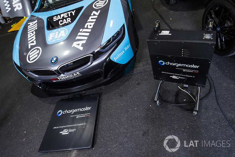 BMW i8 Safety car on Qualcomm Chargemaster