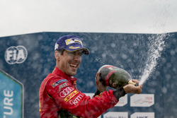 Podio: secondo Lucas di Grassi, ABT Schaeffler Audi Sport