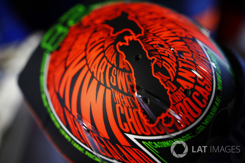 Detalle del casco de Brendon Hartley, Toro Rosso