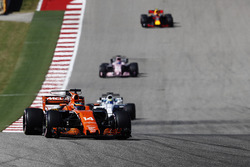 Fernando Alonso, McLaren MCL32, Felipe Massa, Williams FW40