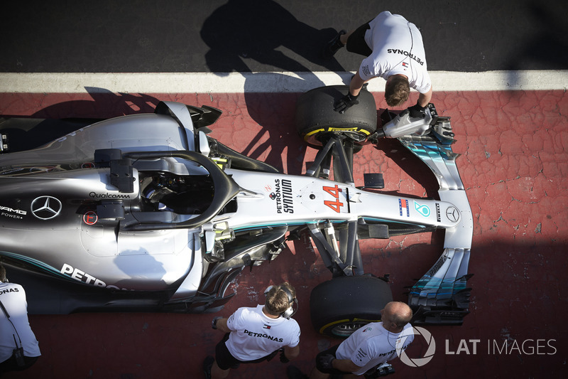 Інженери, Mercedes AMG F1 W09 Льюіса Хемілтона